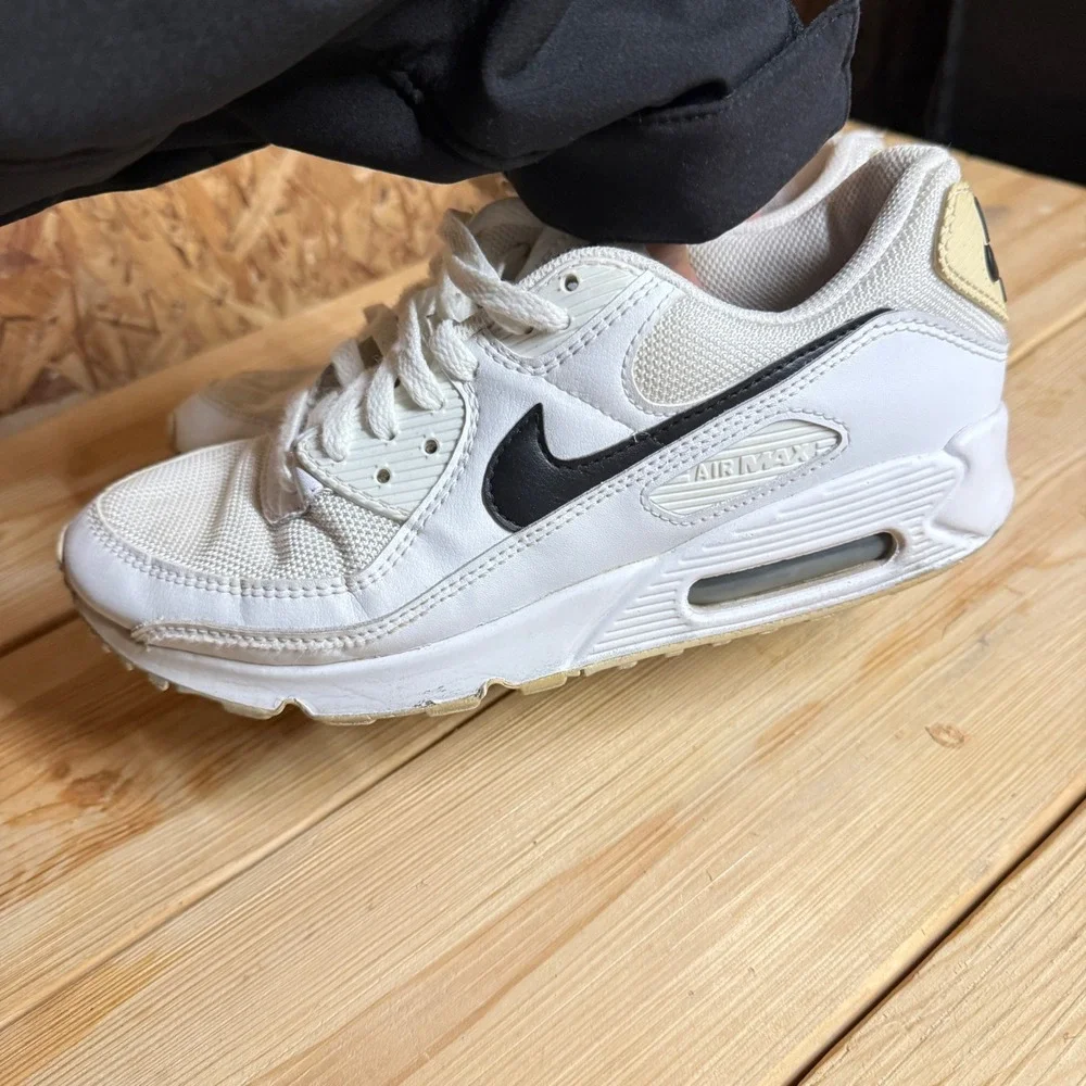 Nike Air Max 90 White Black Men's Casual Athletic Sneakers‎ Shoes Size 9